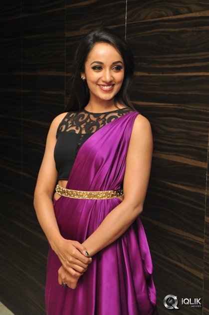 Tejaswi-Madivada-at-Rojulu-Marayi-Movie-Audio-Launch